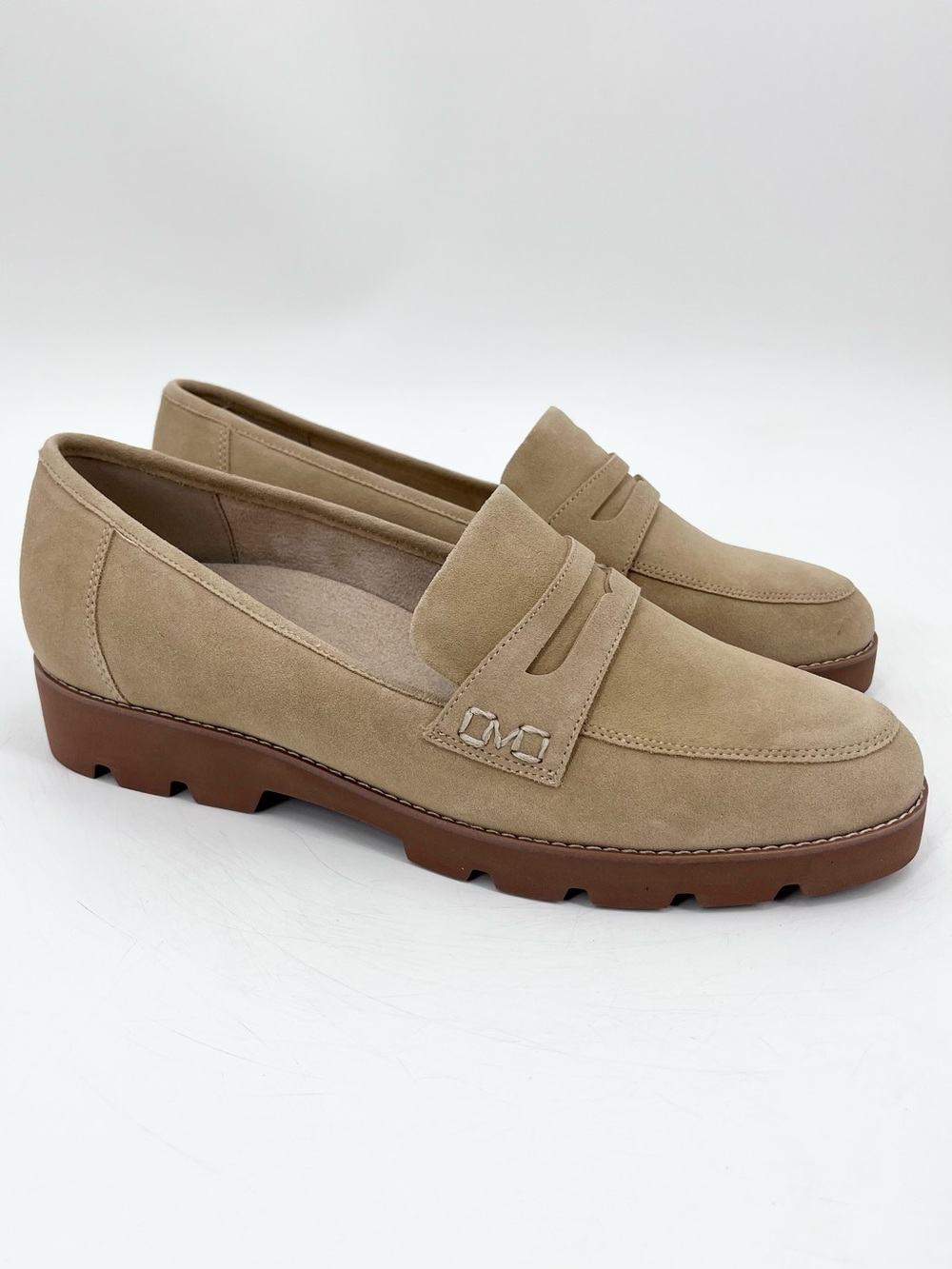 NEW Vionic Cheryl II Comfort Suede Penny Loafers Medium Width in Sand US Size 12